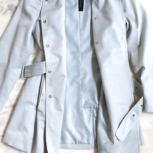 NWT. The Limited Double Breasted Trenchcoat w/full lining, belt and pockets. - Picture 8 of 8